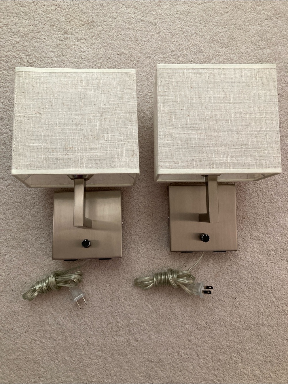 Set of 2 wall sconce lights